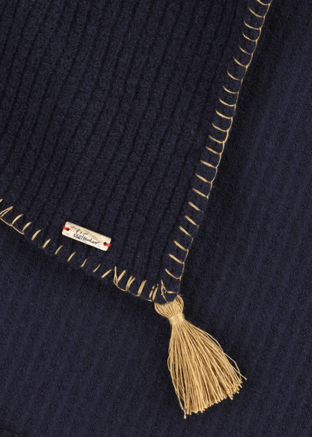 Damen Luis Trenker Schurwoll-Poncho Mit Rollkragen Lupiera